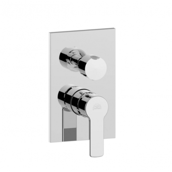 Chrome built-in shower...
